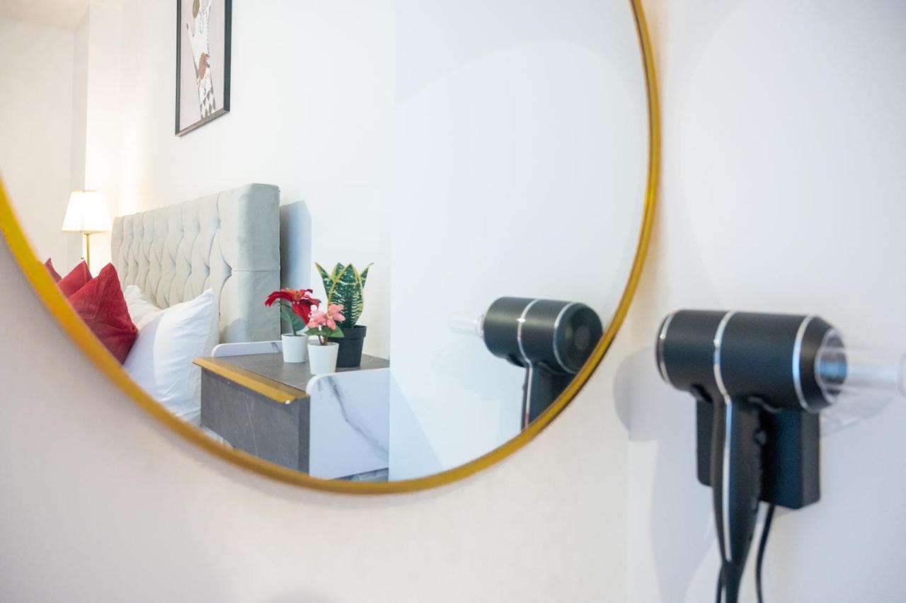 Luxury 2 Bedrooms - 2 Bathrooms - F5 Лондон Екстериор снимка