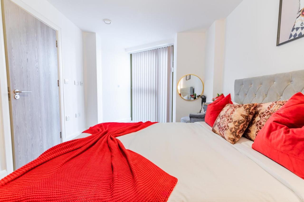 Luxury 2 Bedrooms - 2 Bathrooms - F5 Лондон Екстериор снимка